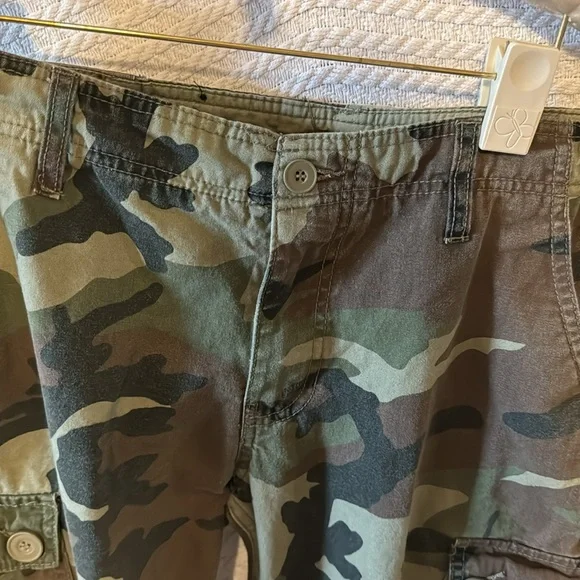 COPY - Carbon brand army cargo pants men’s size 34x32 excellent condition - Picture 6 of 10